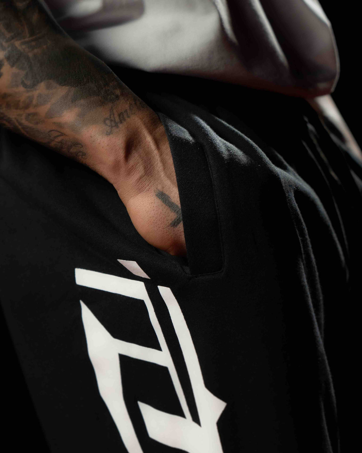 team industry mens gym joggers