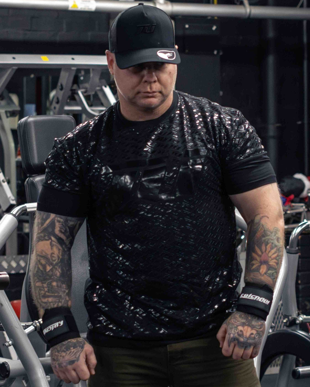 INDUSTRY STRONGMAN GRIP SHIRT