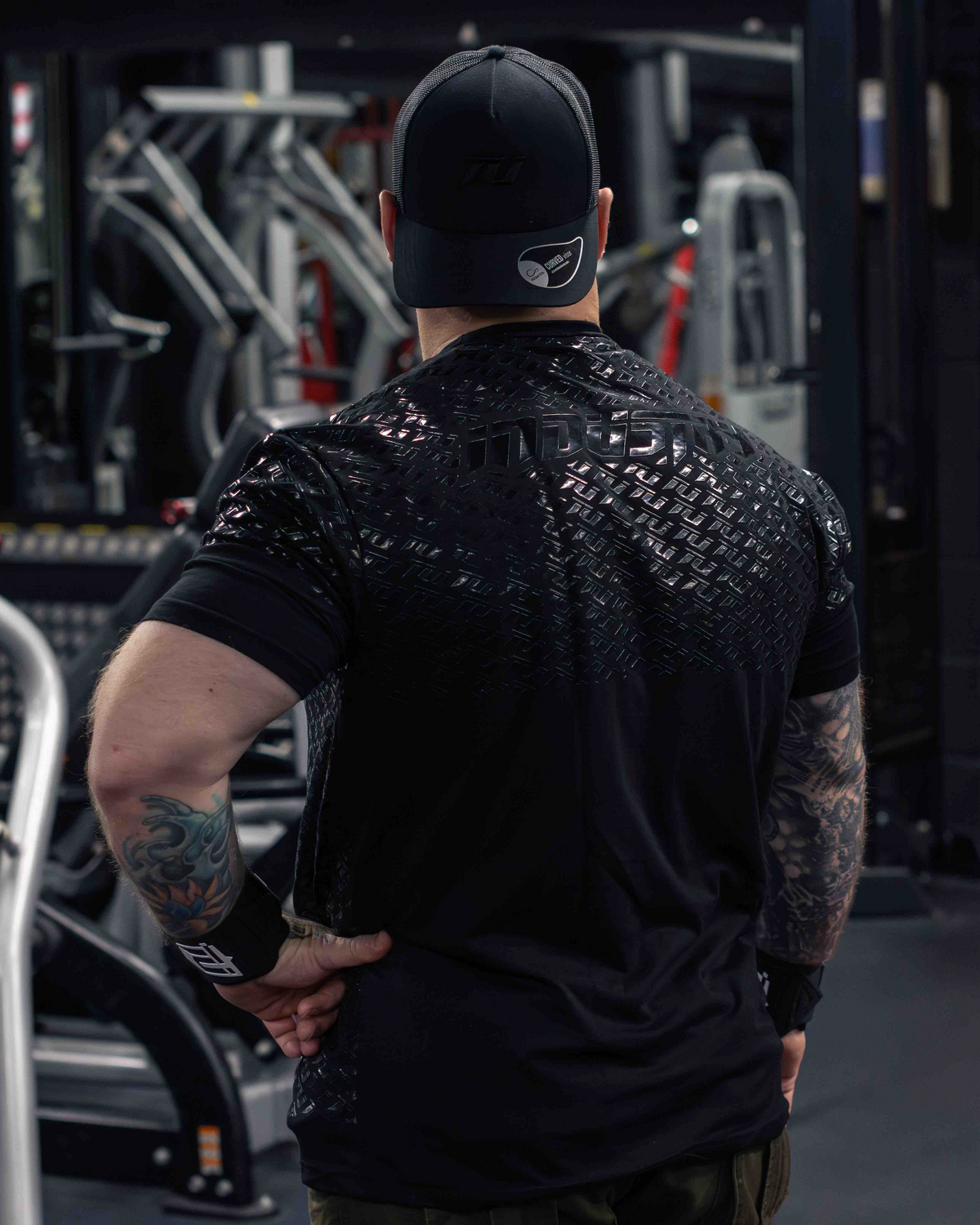 INDUSTRY STRONGMAN GRIP SHIRT