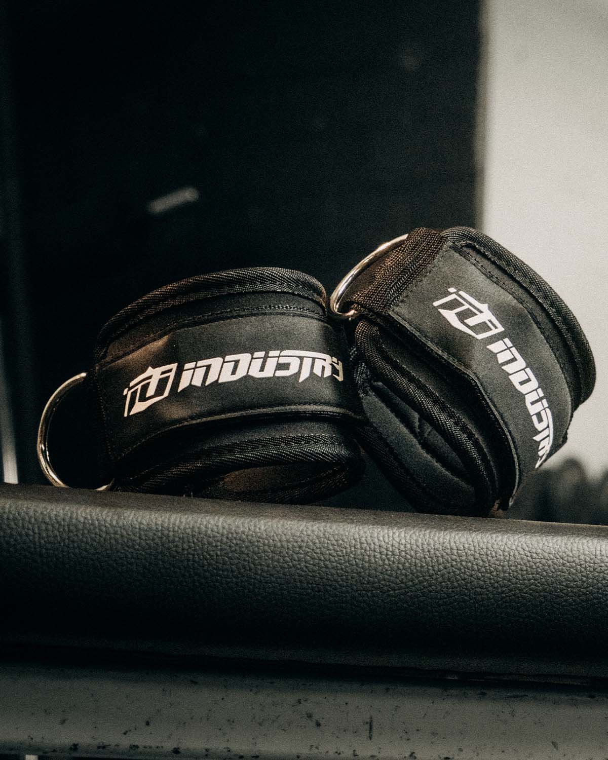 weight lifting cable cuff