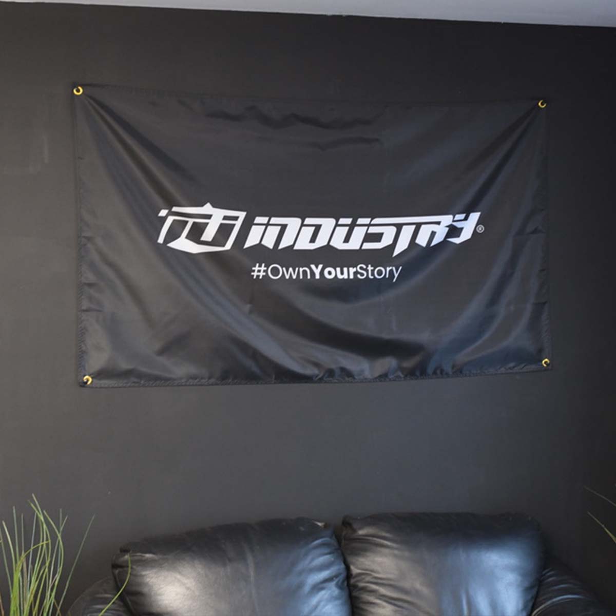 team industry gym banner flag