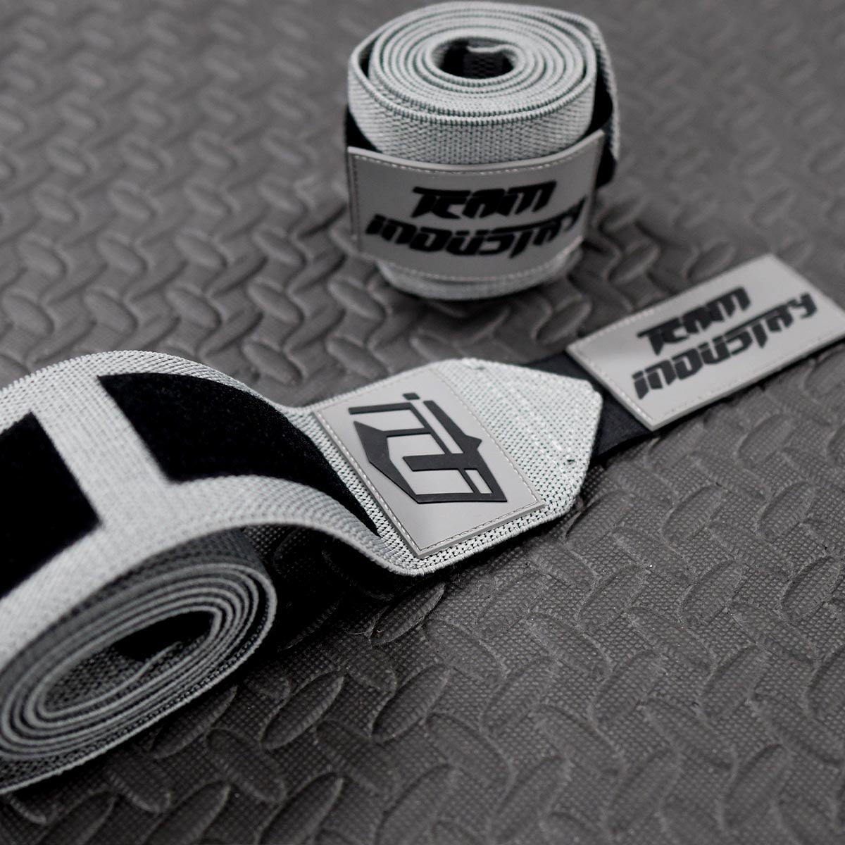 elbow wraps for bench press