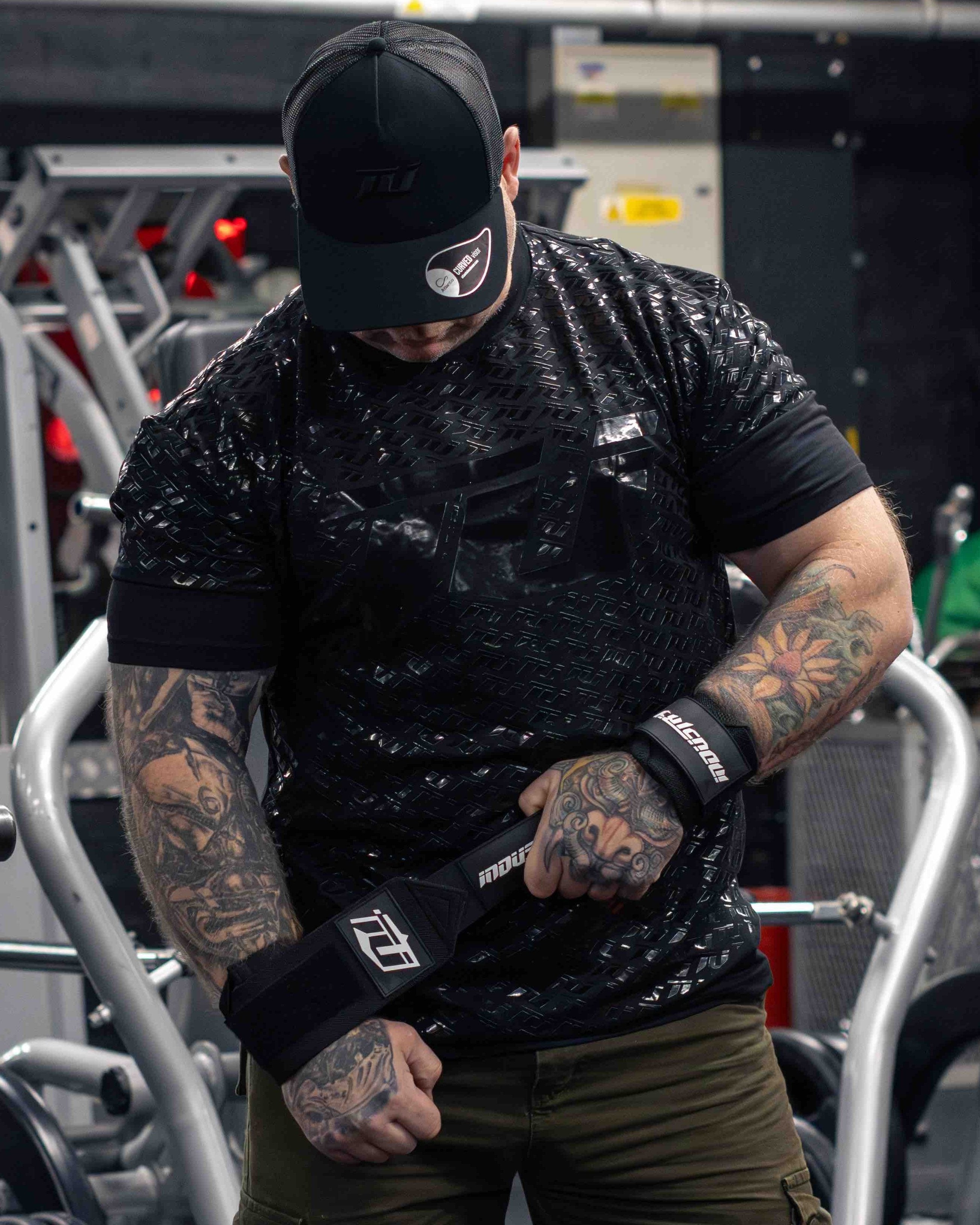 INDUSTRY STRONGMAN GRIP SHIRT