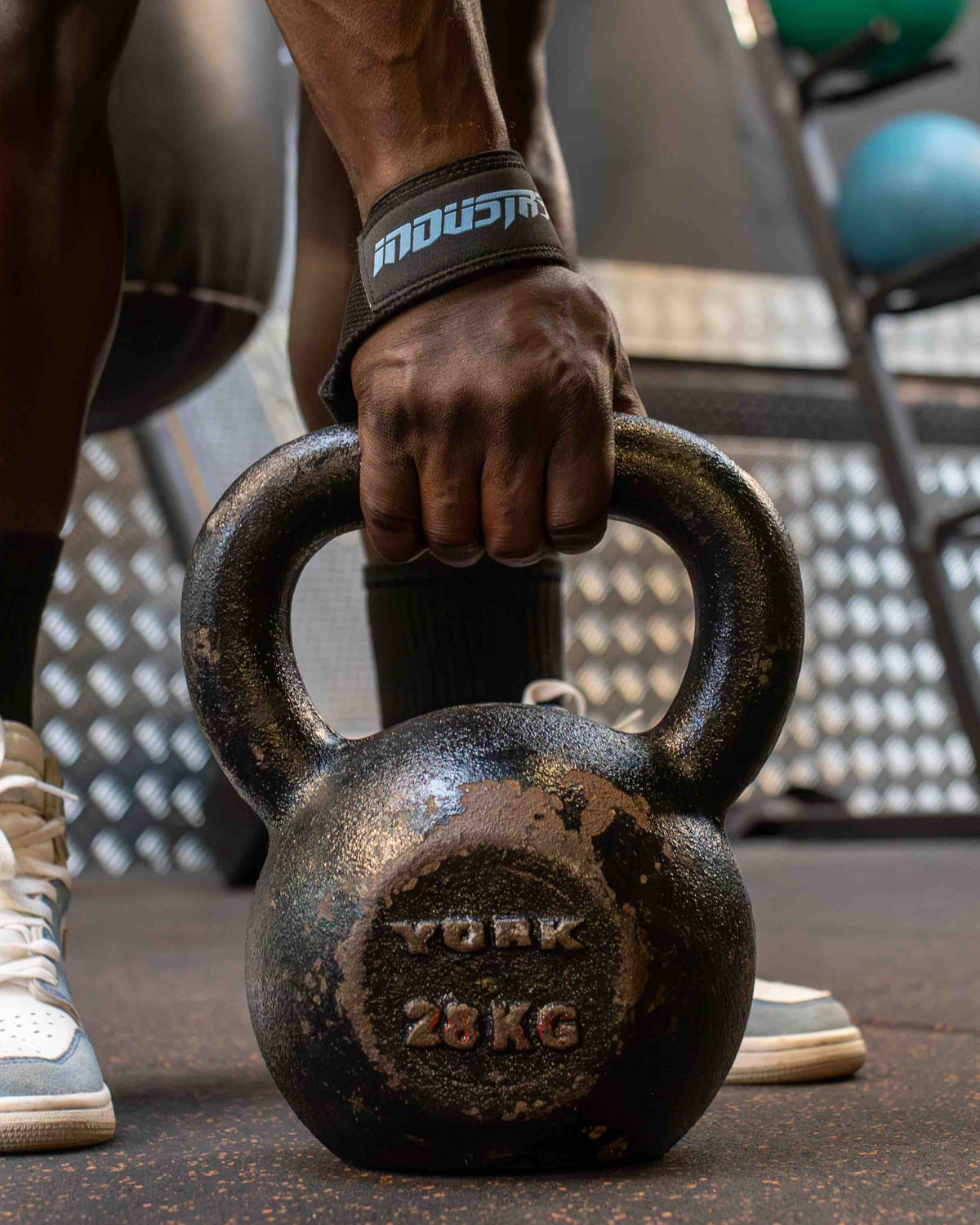 team industry wrist straps deadlifting bodybuilding