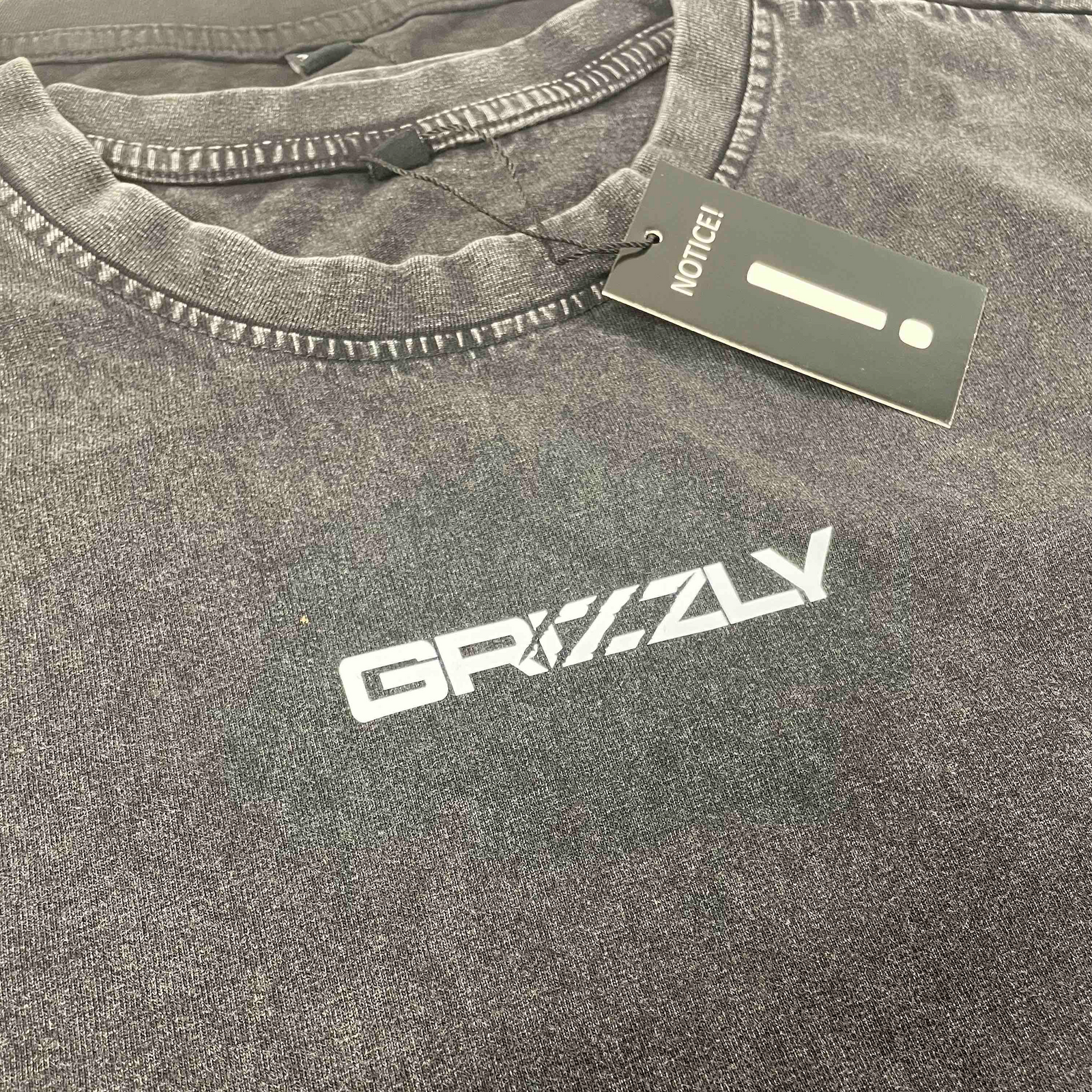 grizzly clothing fitness tee shirt